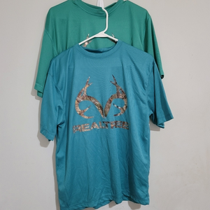 Realtree Mens‎ T Shirt LotSize Medium Blue Green Camo 2 Shirts Bundle
